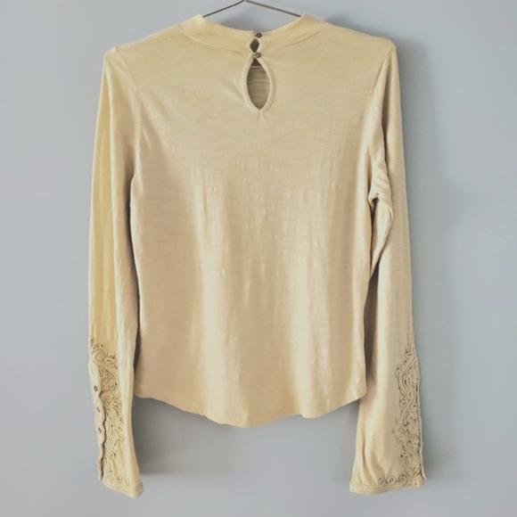 Free People Hooked On You Turtleneck Top In Wheat Size M - Picture 5 of 6